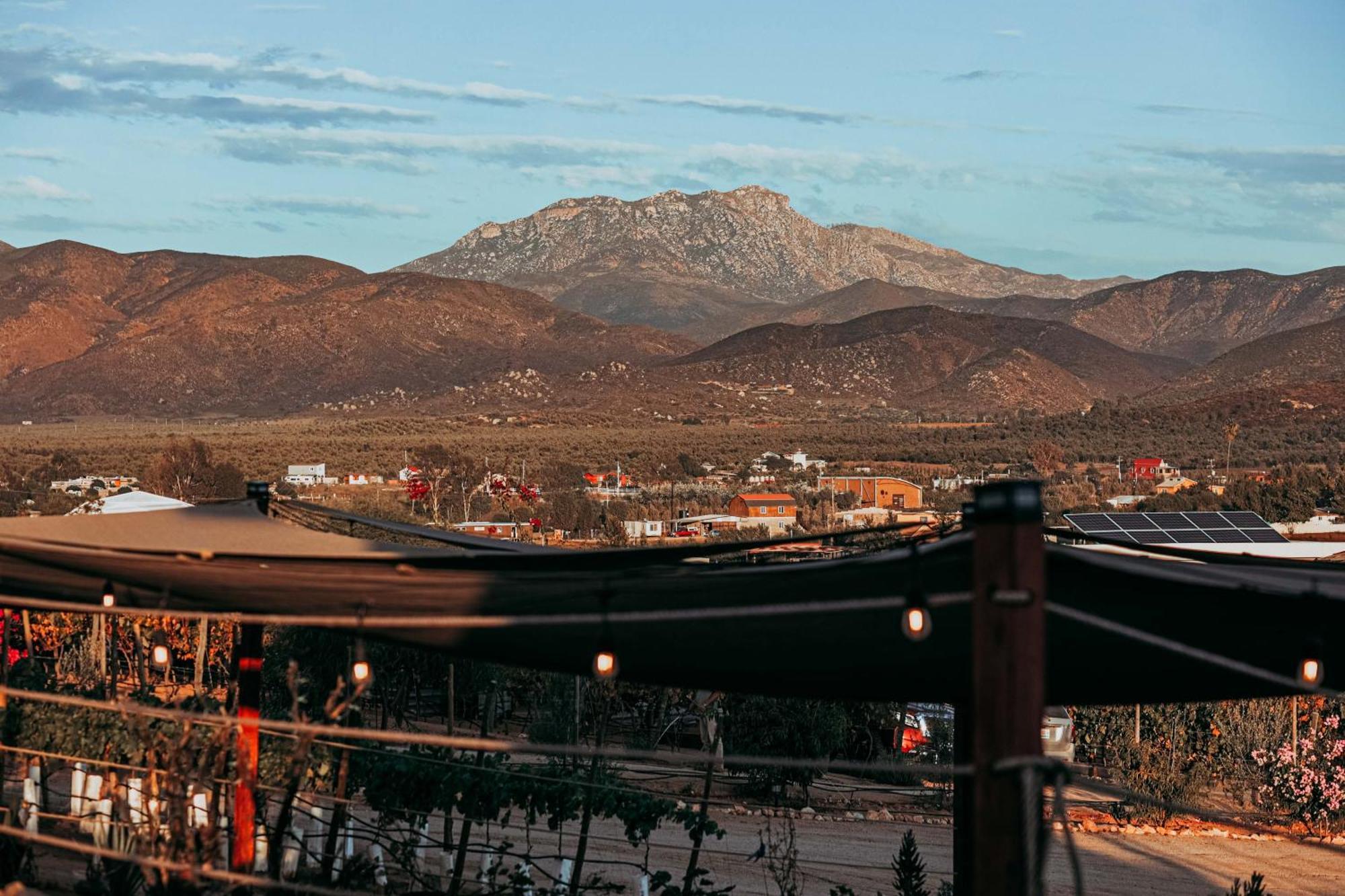 Villa Loar, Valle De Guadalupe El Porvenir Eksteriør bilde